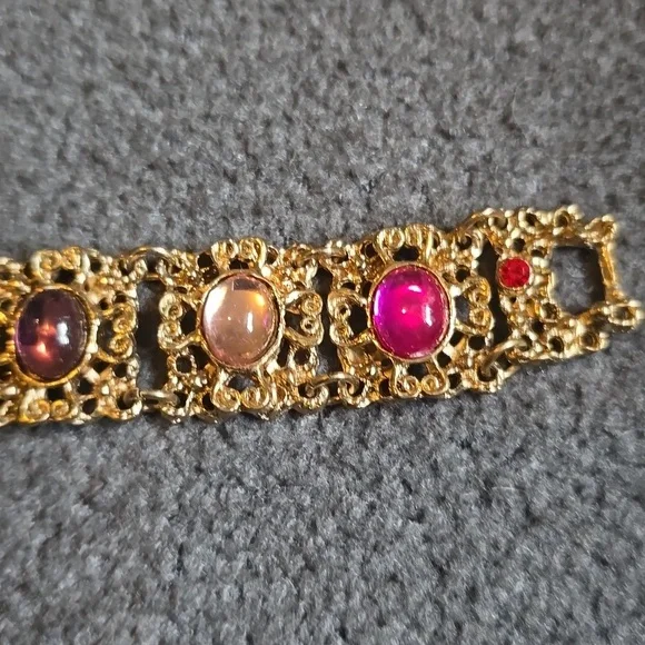 Vintage Gold Tone Ornate Bracelet with Multicolor Stones VGUC - Picture 4 of 14